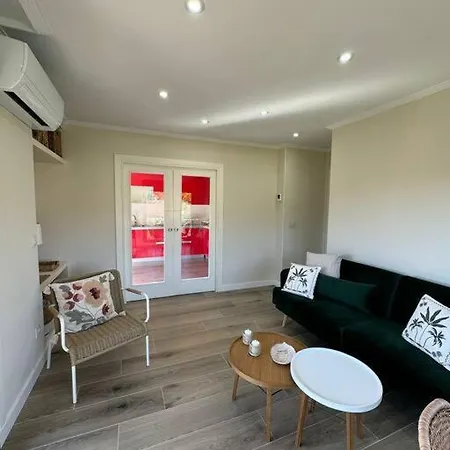 Vivienda Junto A La Playa De Loira